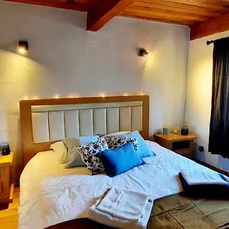 Maison Familiale Chaleureuse Idealement Situee